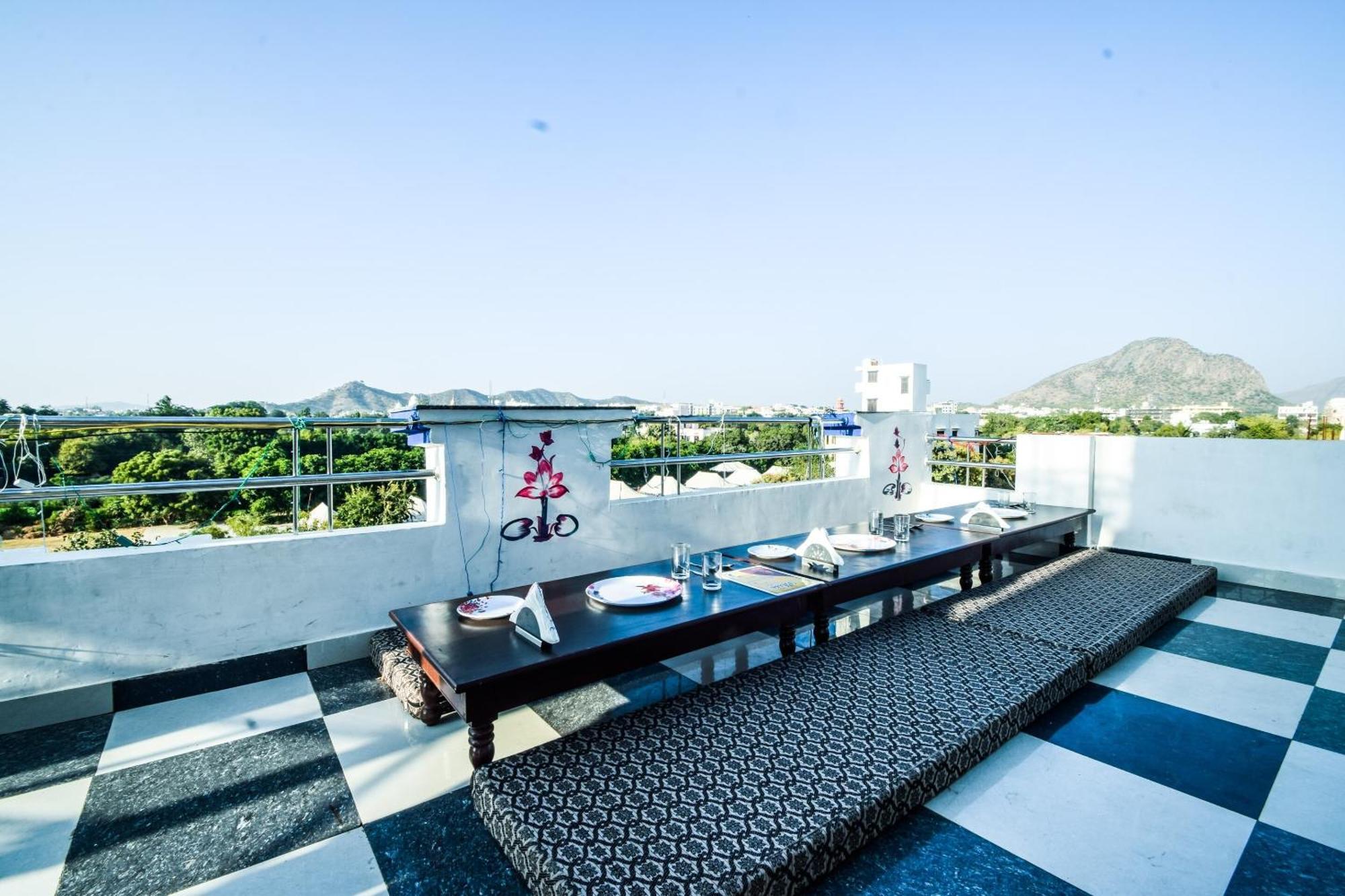 Hotel O Blue Lotus Pushkar Luaran gambar